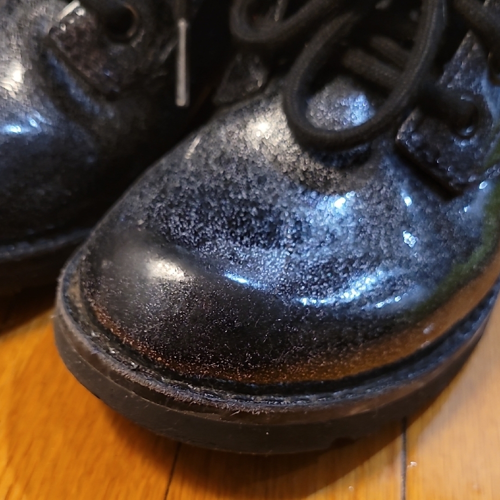 UGG Kids Shiny Black Boots - Picture 12 of 12